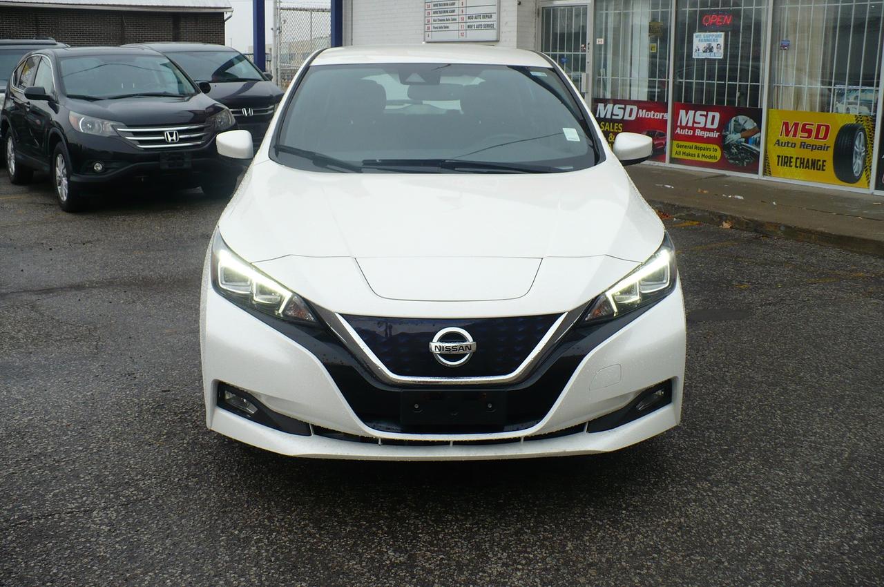 2018 Nissan Leaf SV Hatchback Photo