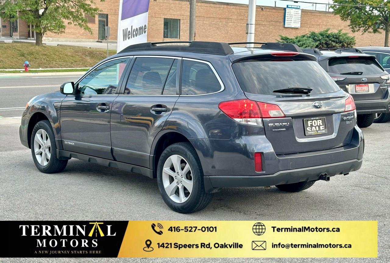 2013 Subaru Outback  Photo2