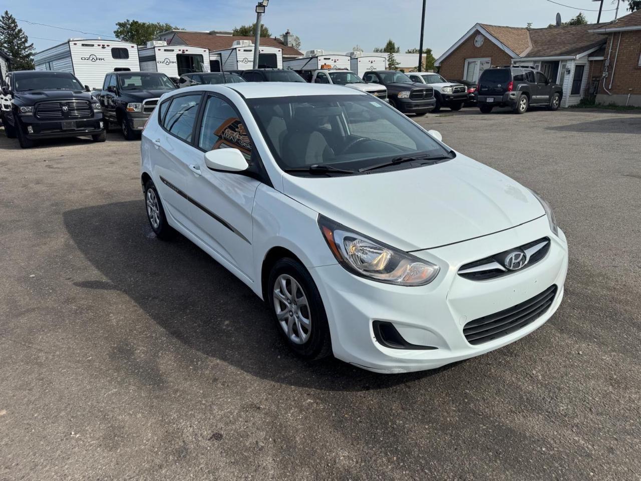 2014 Hyundai Accent GL, HATCH, AUTO, ONLY 57,000KMS, CERTIFIED - Photo #7