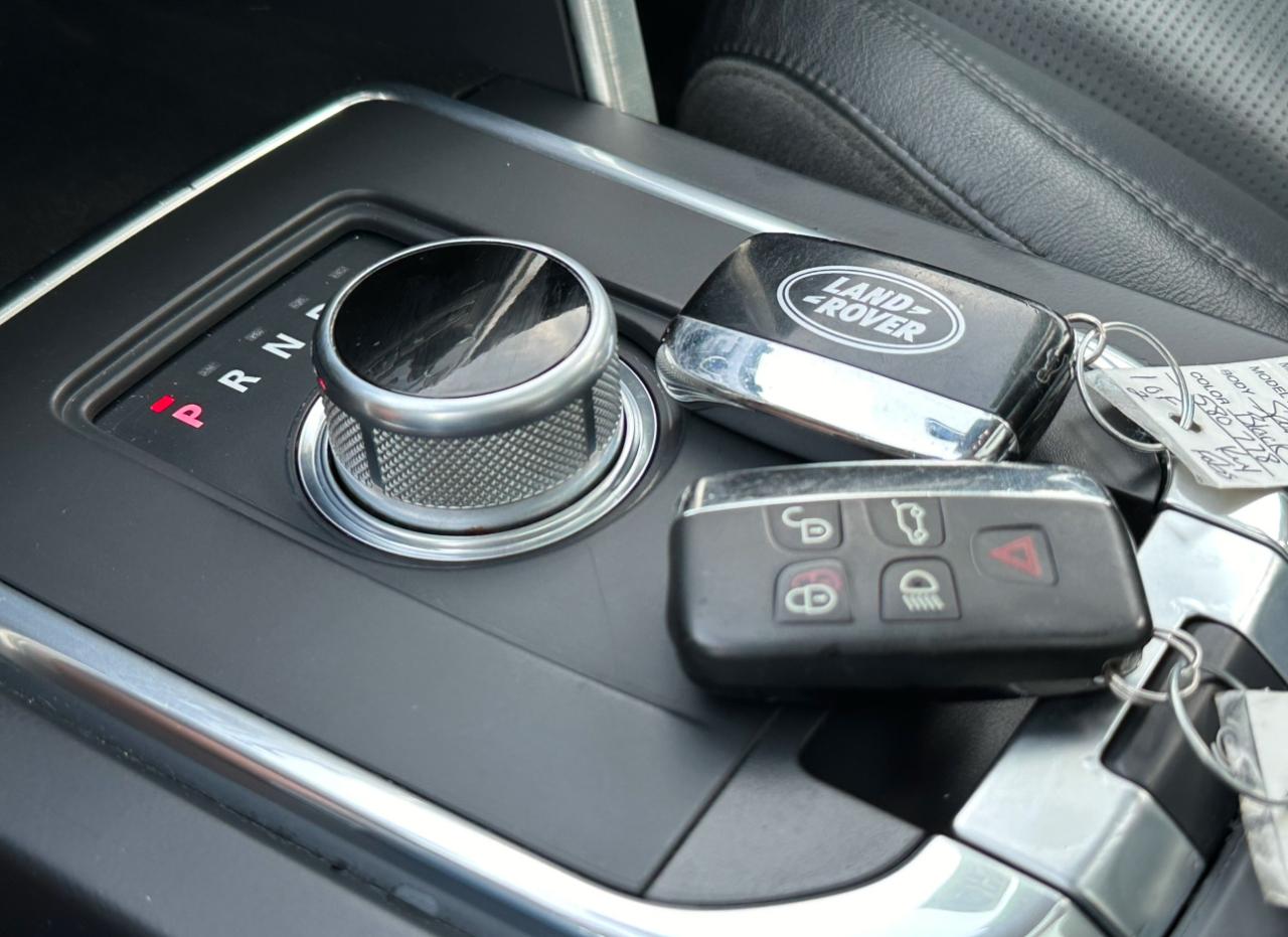 2016 Land Rover Discovery 4WD 4dr HSE - Photo #15