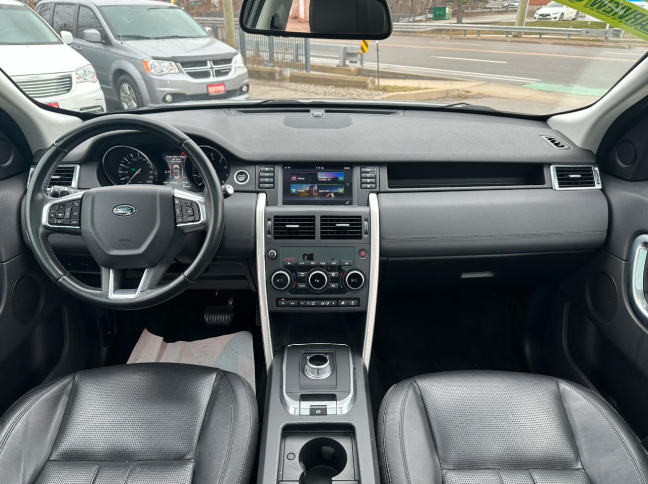 2016 Land Rover Discovery 4WD 4dr HSE - Photo #9