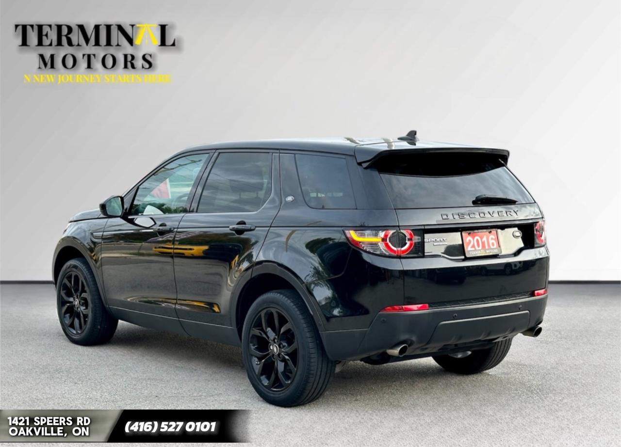 2016 Land Rover Discovery 4WD 4dr HSE - Photo #2