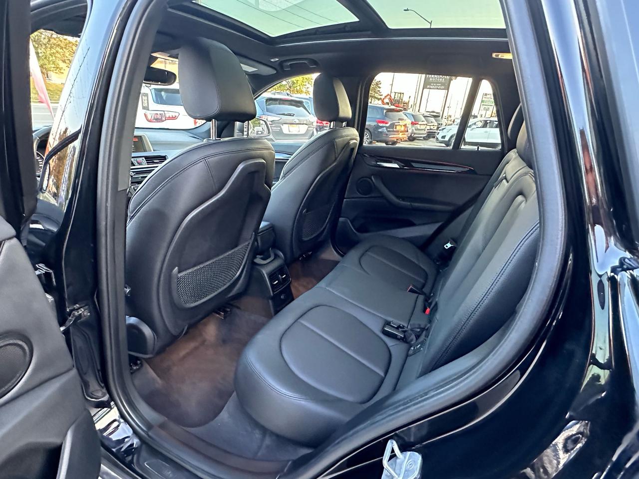 2017 BMW X1 AWD 4dr xDrive28i - Photo #11