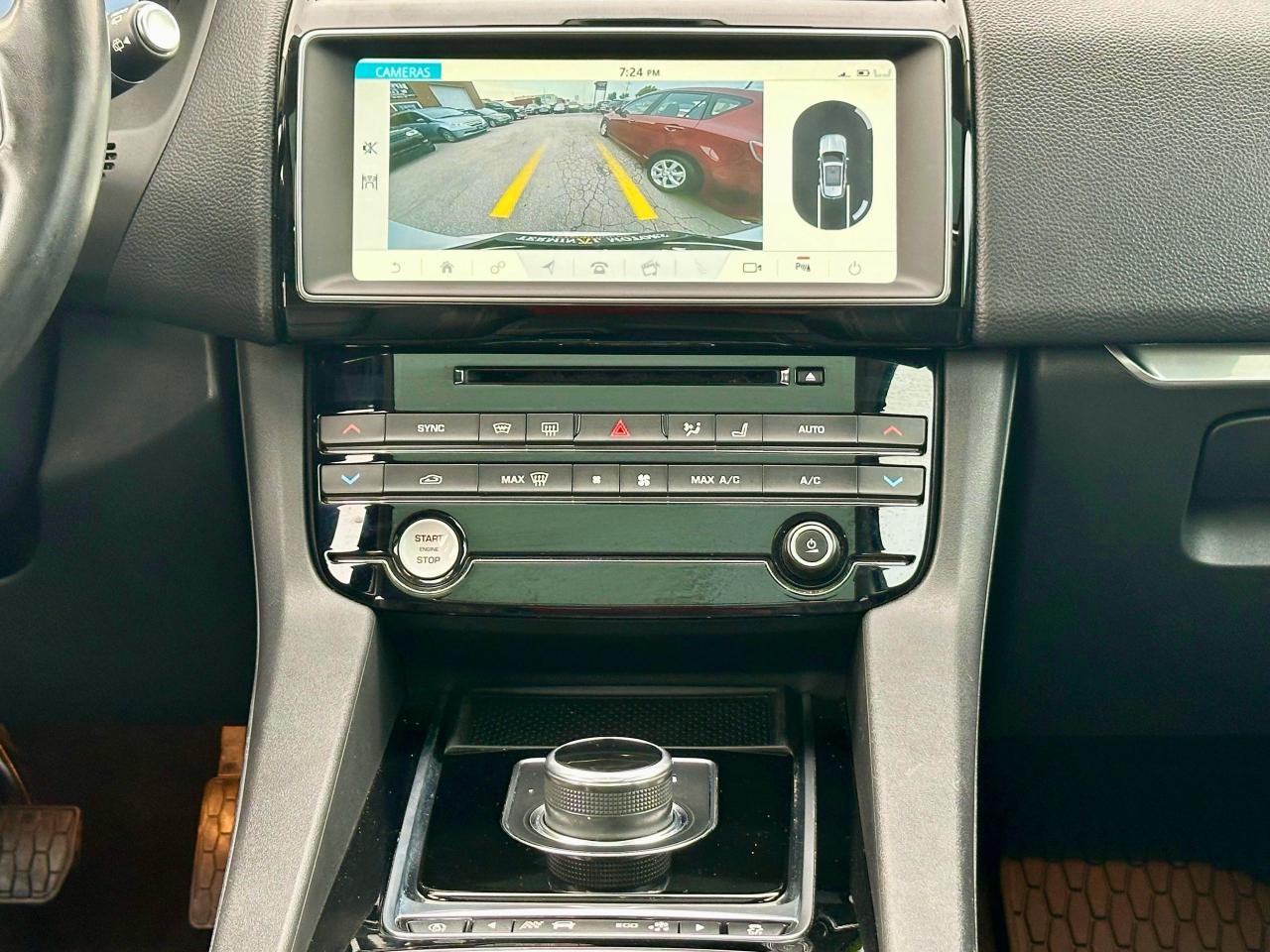 2018 Jaguar F-PACE  - Photo #10