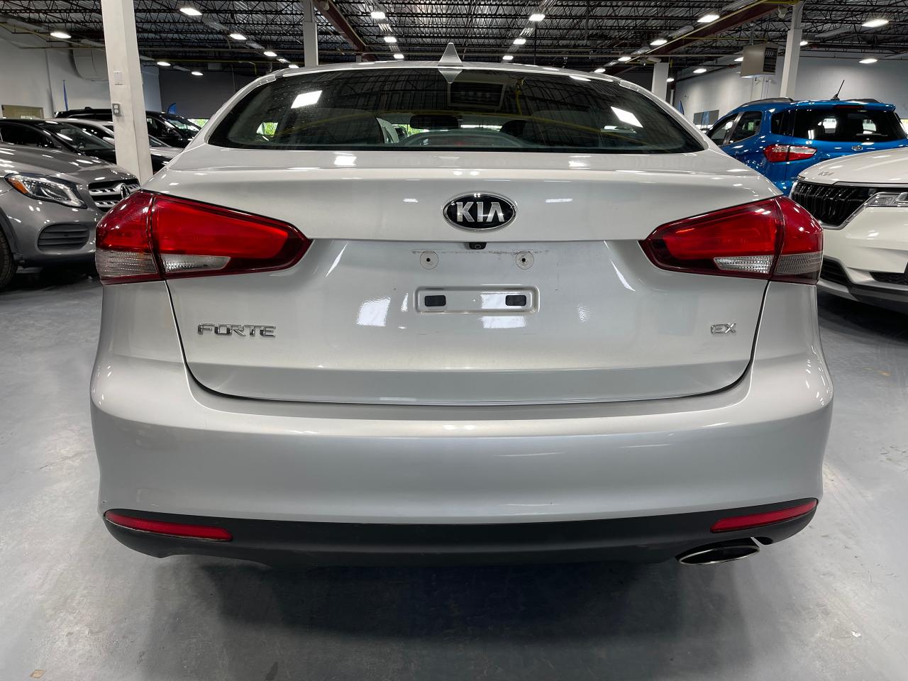 2017 Kia Forte 4dr Sdn Auto EX Photo3