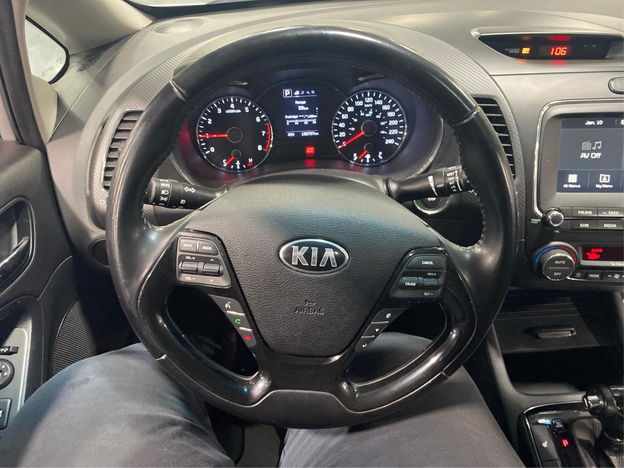 2017 Kia Forte 4dr Sdn Auto EX Photo