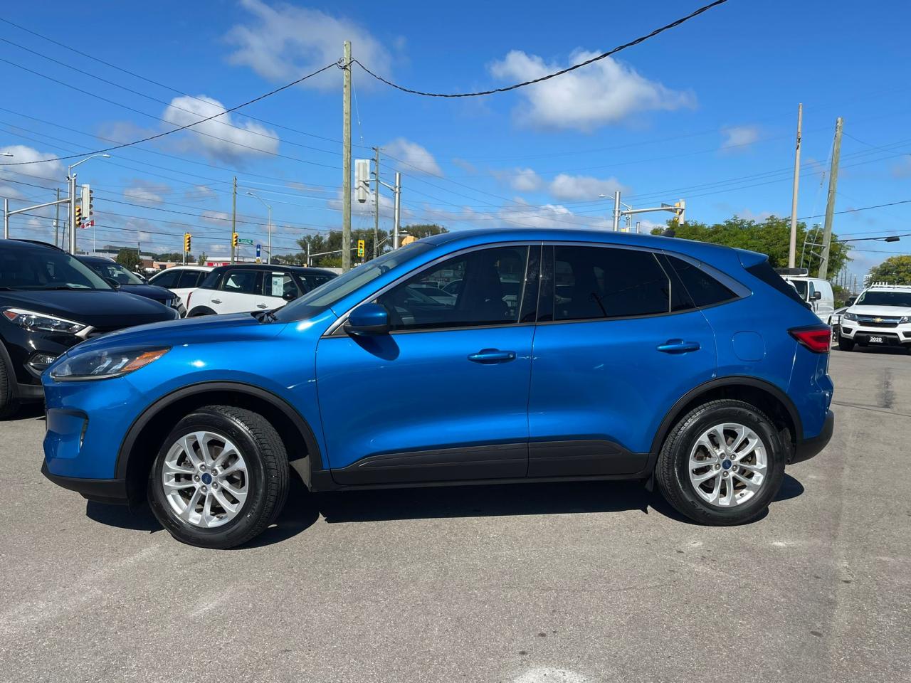 2020 Ford Escape SE AWD NO ACCIDENT B-TOOTH CAMERA BLIND SPOT ALERT - Photo #2