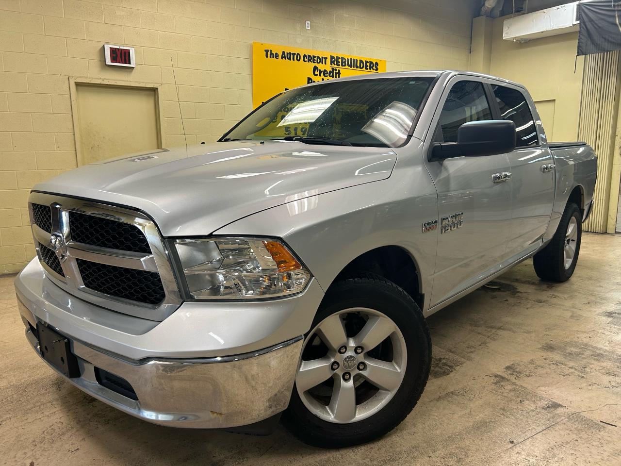 Used 2018 RAM 1500 SLT for sale in Windsor, ON