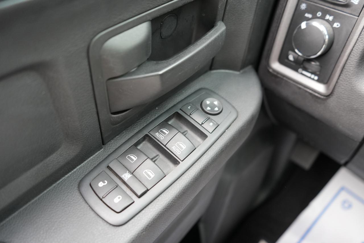 2016 RAM 1500  Photo