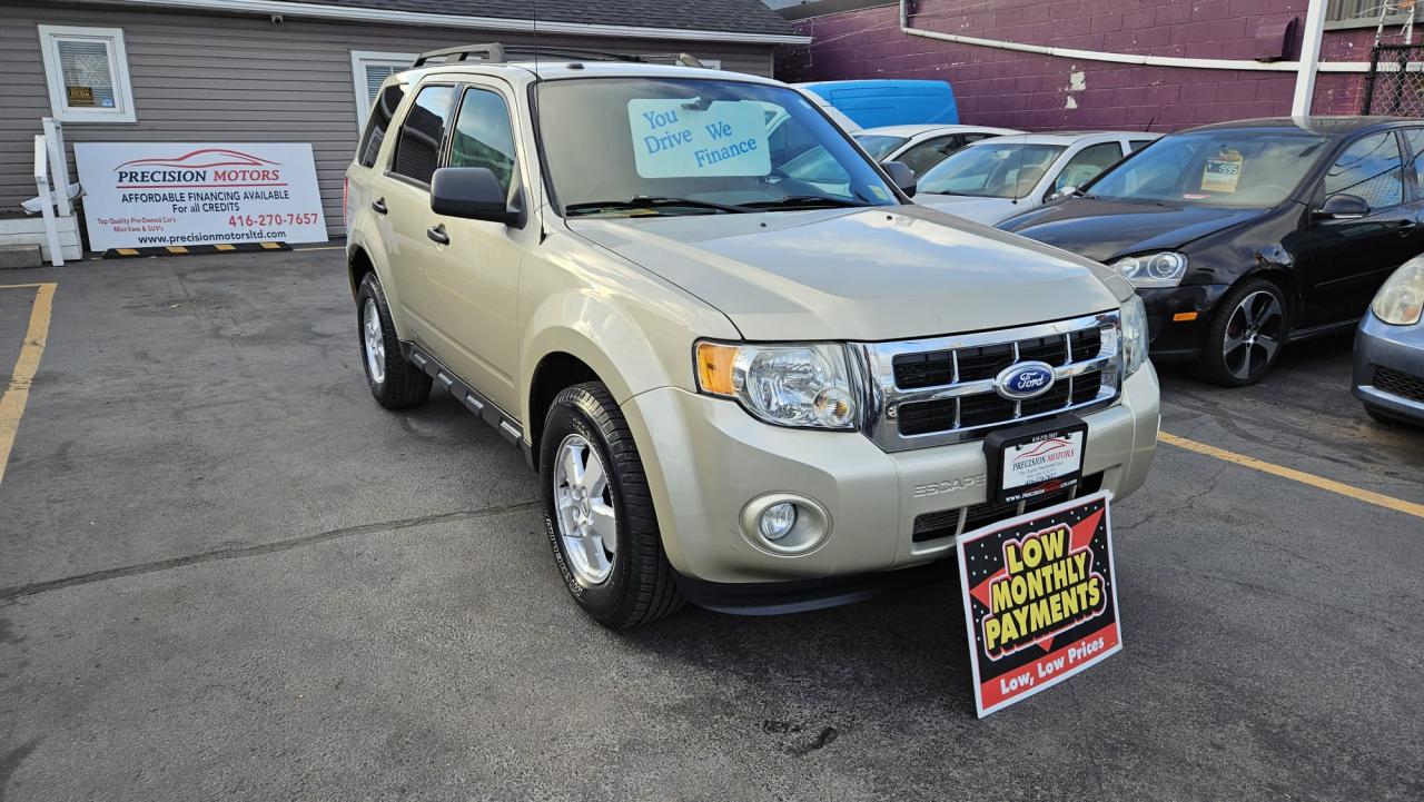 Used 2011 Ford Escape XLT for sale in Hamilton, ON