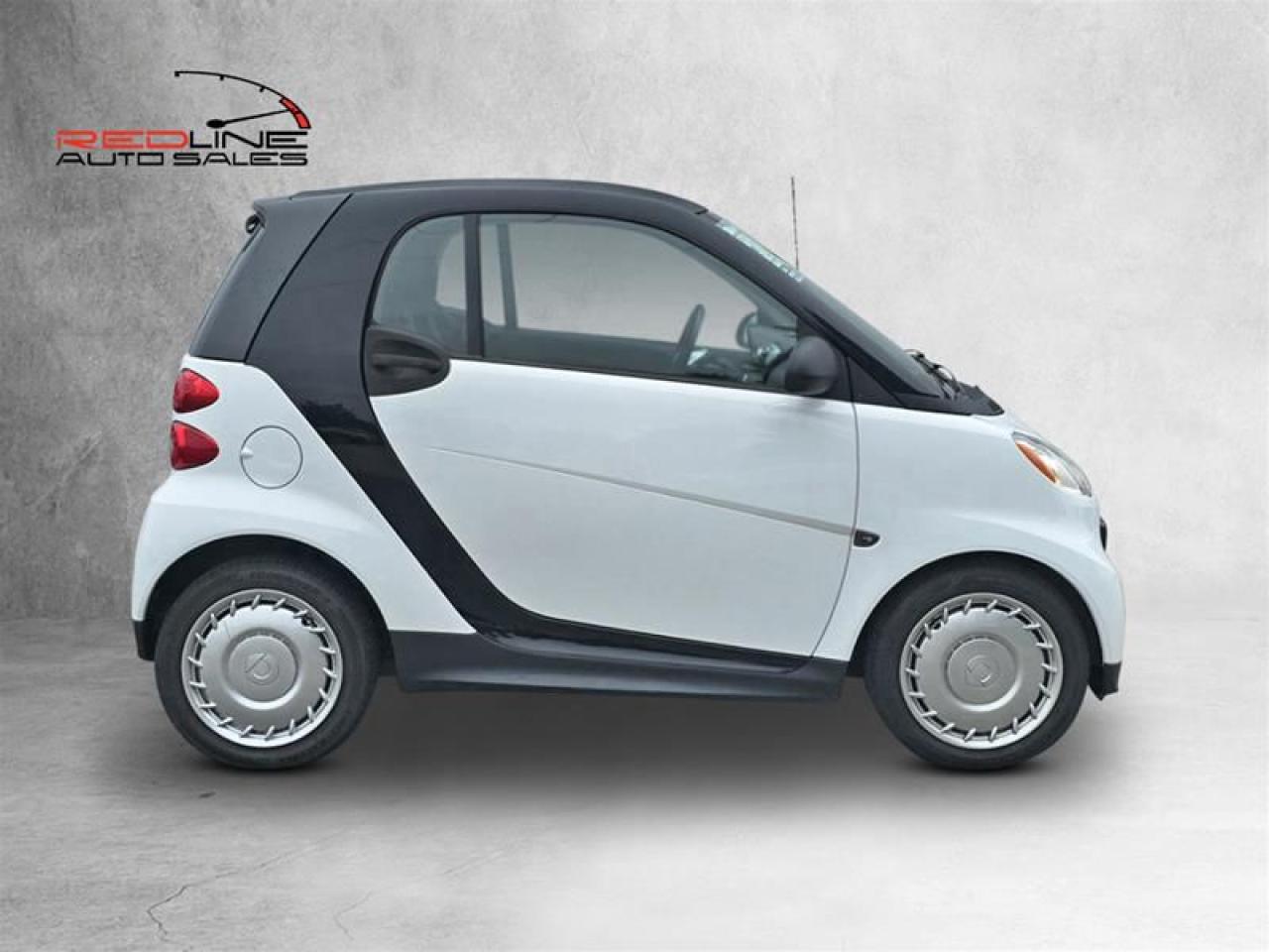 Used 2013 Smart fortwo Pure Cp for sale in Cambridge, ON