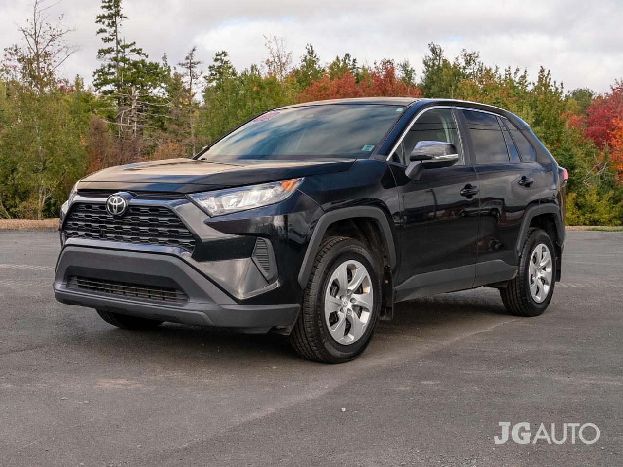 2022 Toyota RAV4 LE AWD