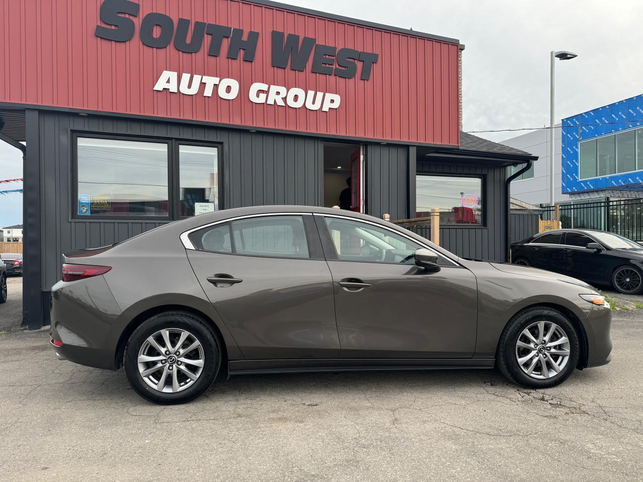 2019 Mazda MAZDA3 GS Auto i-ACTIV AWD - Photo #2