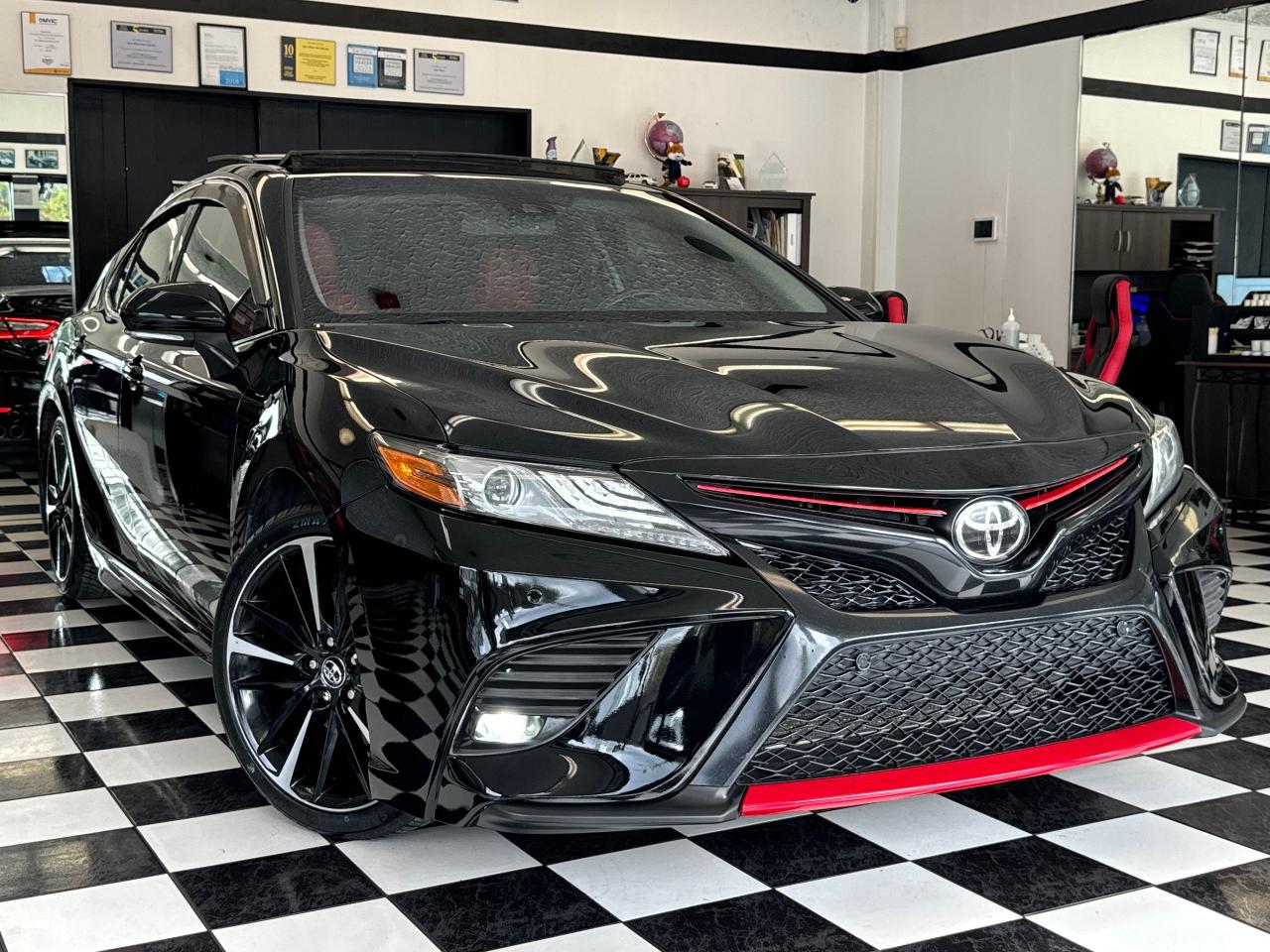 2018 Toyota Camry XSE+Red Leather+New Tires+Brakes+BSM+Roof+LaneKeep Photo82