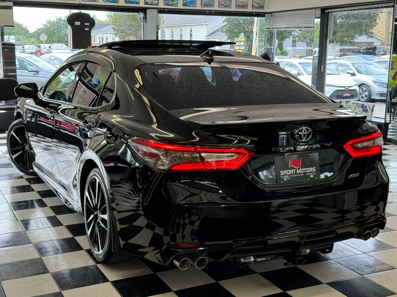 2018 Toyota Camry XSE+Red Leather+New Tires+Brakes+BSM+Roof+LaneKeep - Photo #16