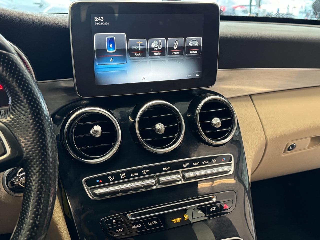 2017 Mercedes-Benz C-Class C300 4MATIC+Roof+Camera+New Tires+Heated Steering Photo65