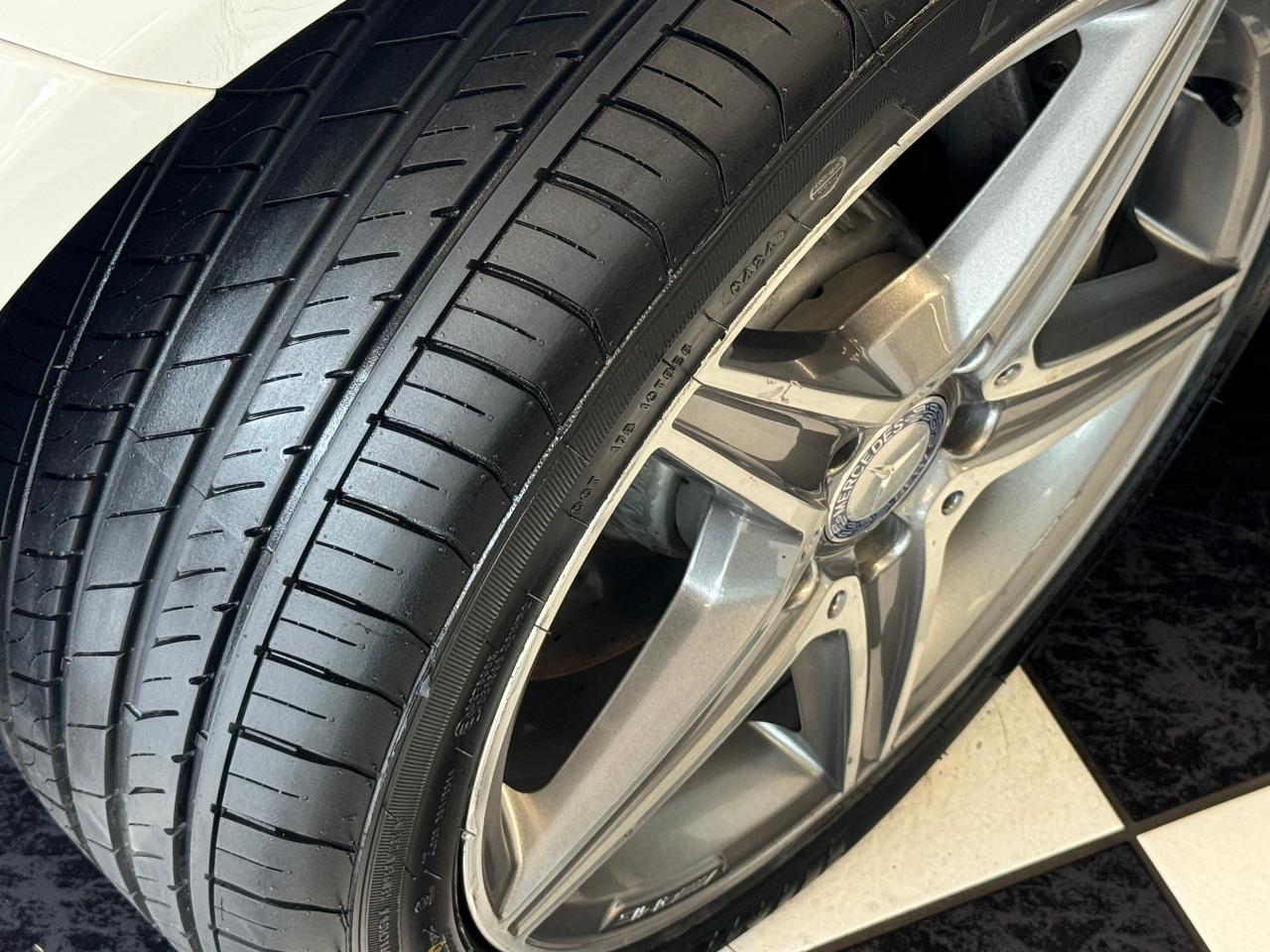 2017 Mercedes-Benz C-Class C300 4MATIC+Roof+Camera+New Tires+Heated Steering Photo57