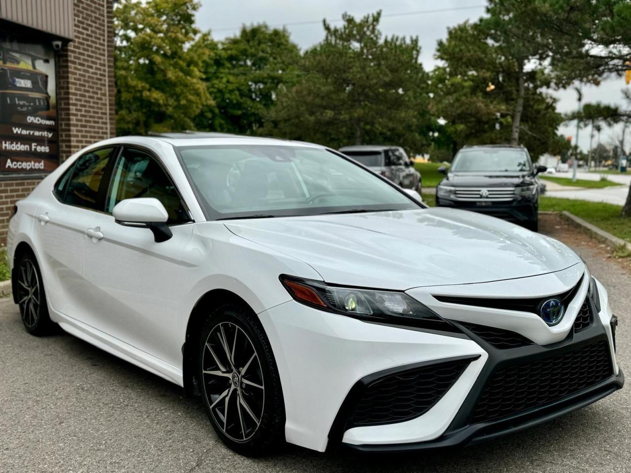 2022 Toyota Camry  Photo3