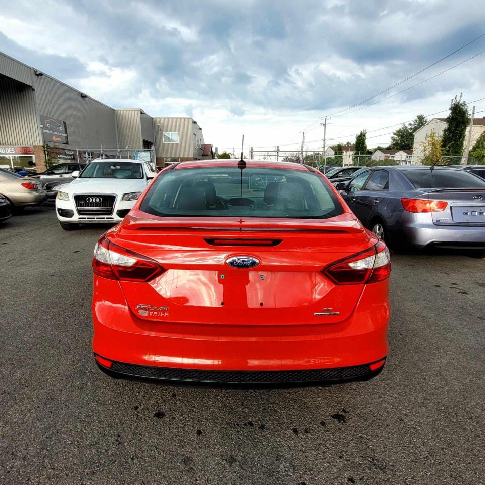 2014 Ford Focus  - Photo #5