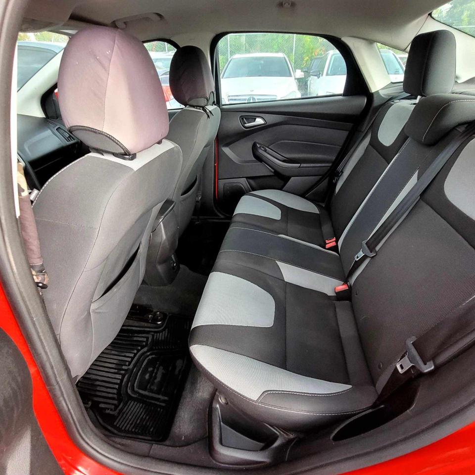 2014 Ford Focus  - Photo #8