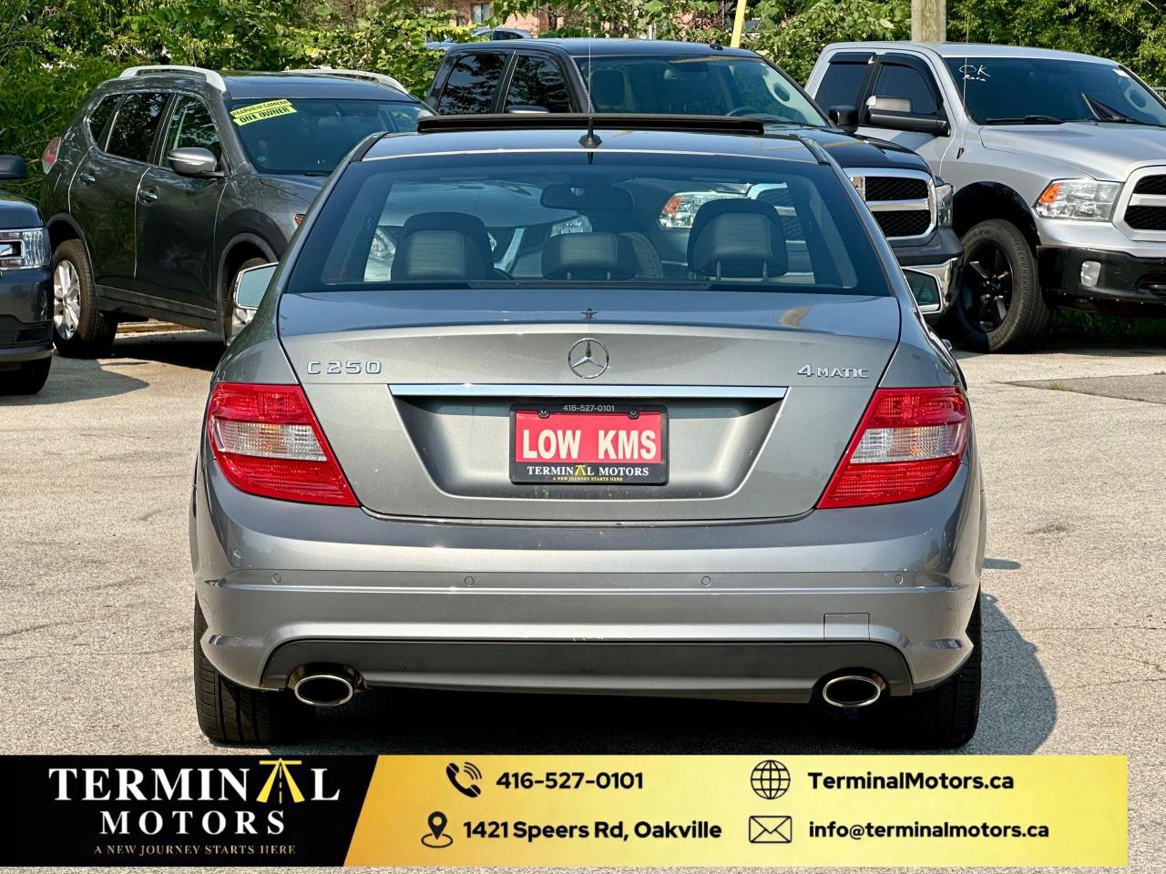 2011 Mercedes-Benz C-Class  - Photo #4