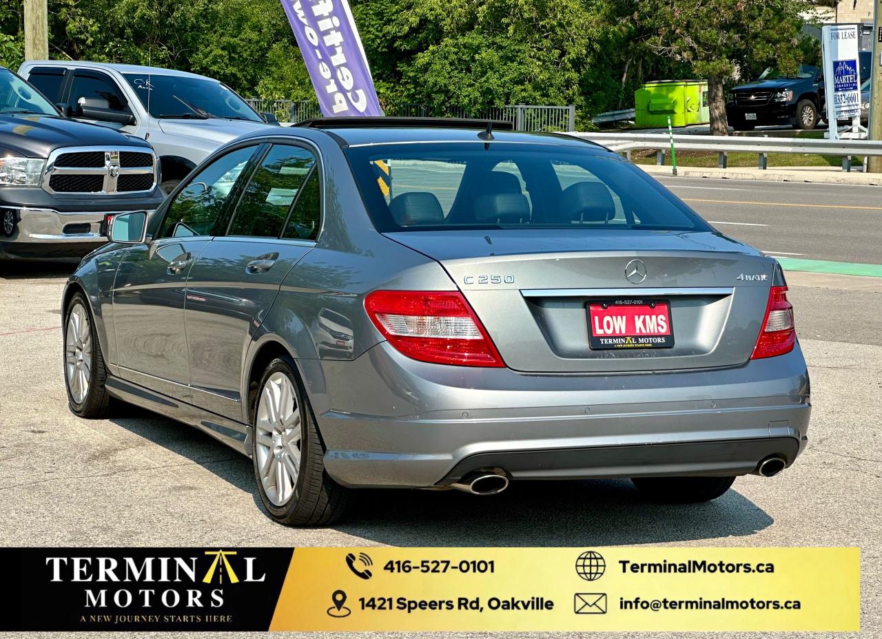 2011 Mercedes-Benz C-Class  - Photo #3