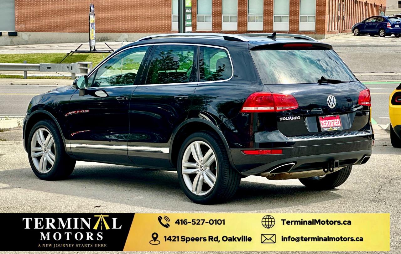 2013 Volkswagen Touareg HIGHLINE Photo2