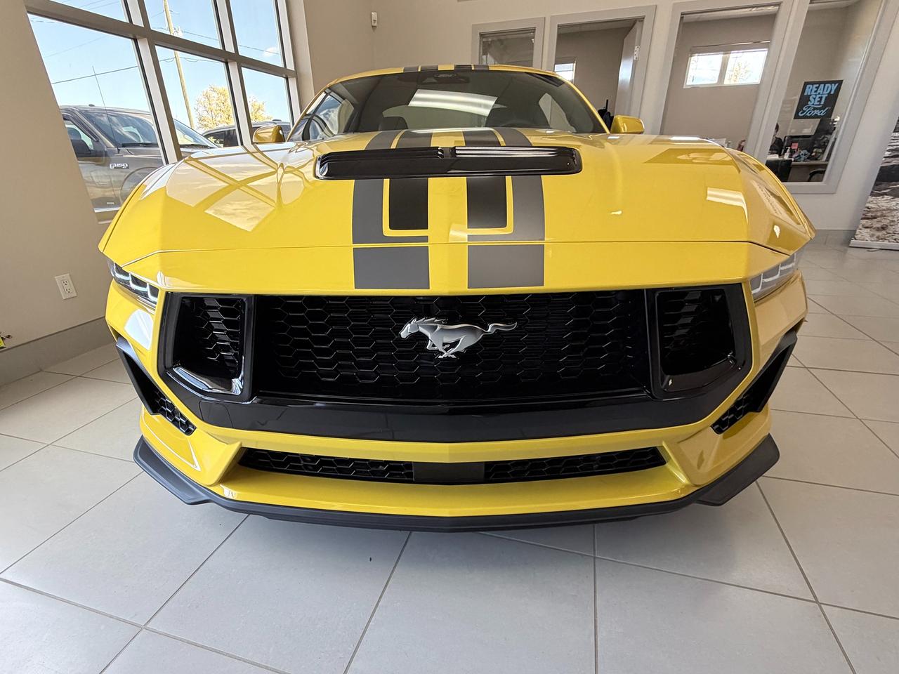 2024 Ford Mustang GT Premium Photo2