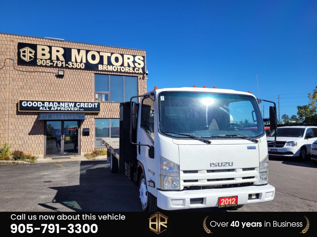 2013 Isuzu NRR Flat Bed | Diesel | Low Km's Photo2