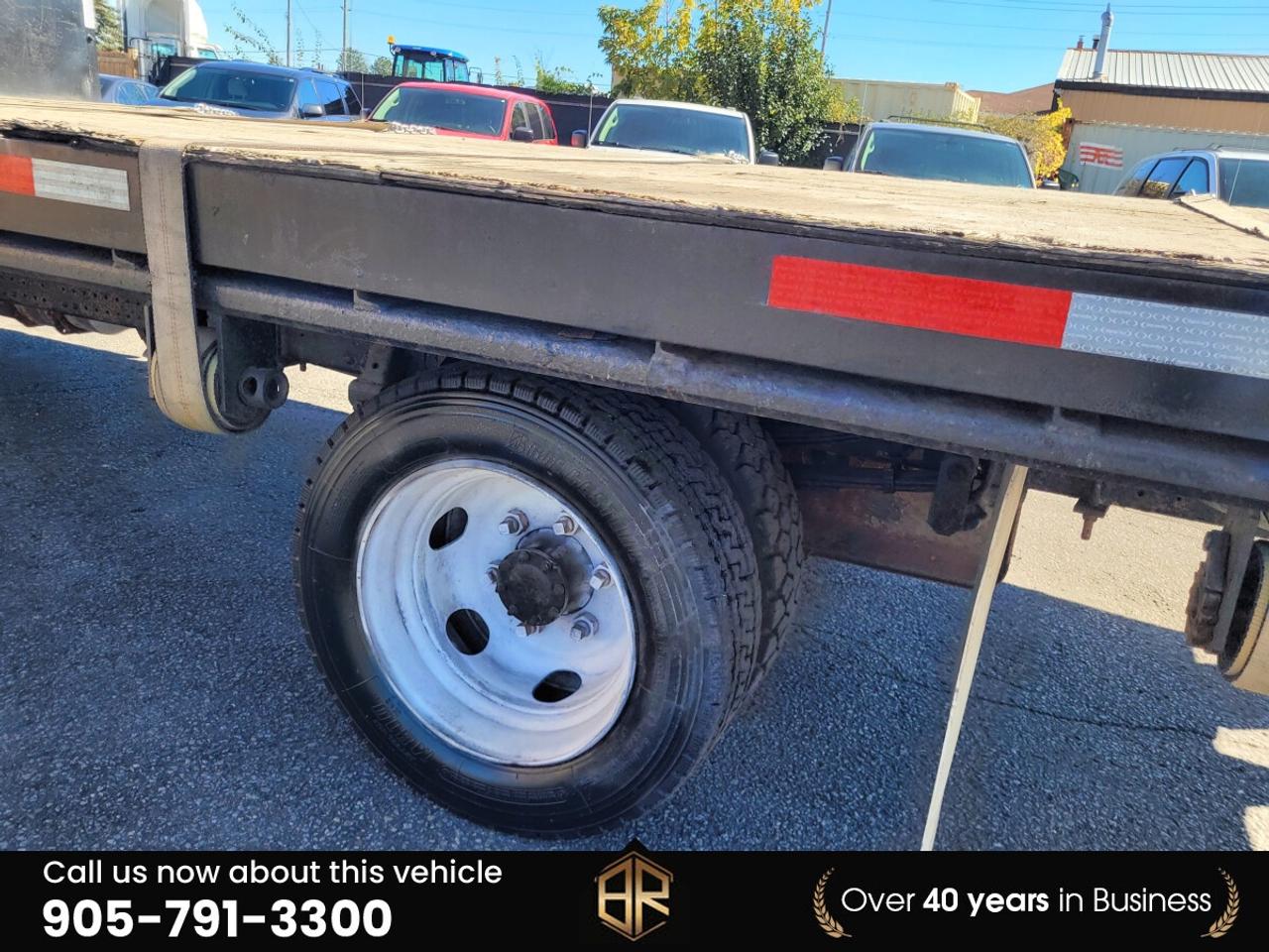 2013 Isuzu NRR Flat Bed | Diesel | Low Km's Photo