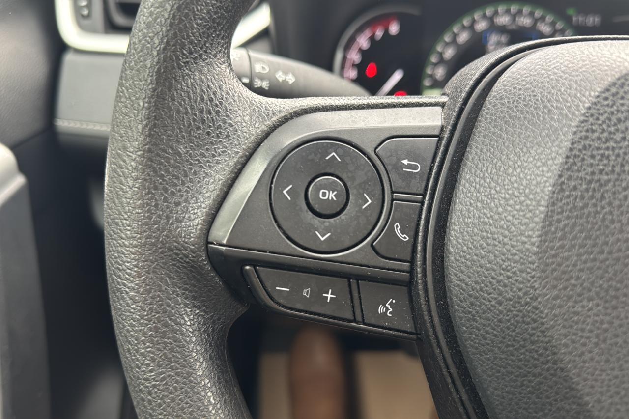 2023 Toyota RAV4 LE AWD Photo