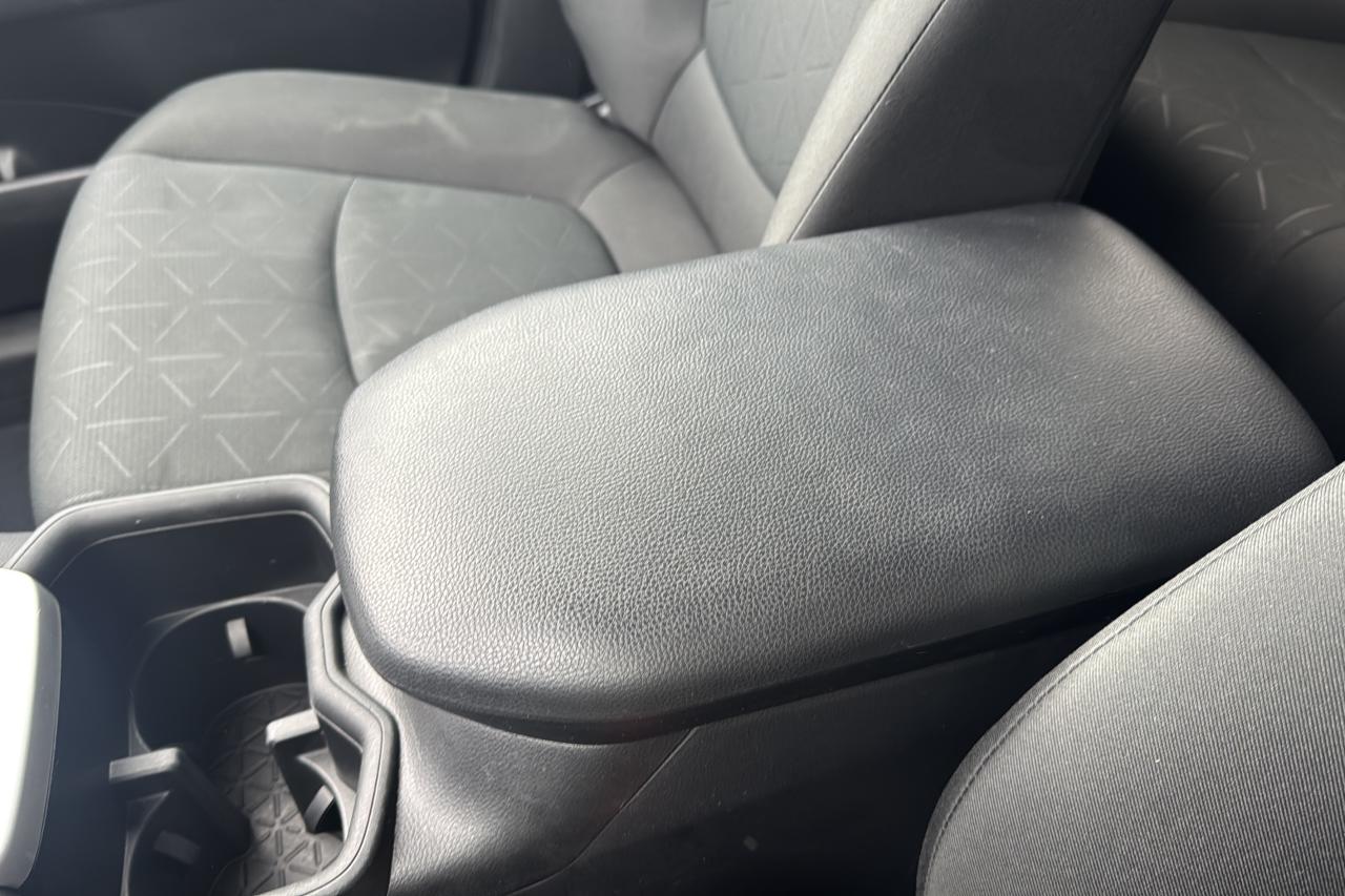2023 Toyota RAV4 LE AWD Photo