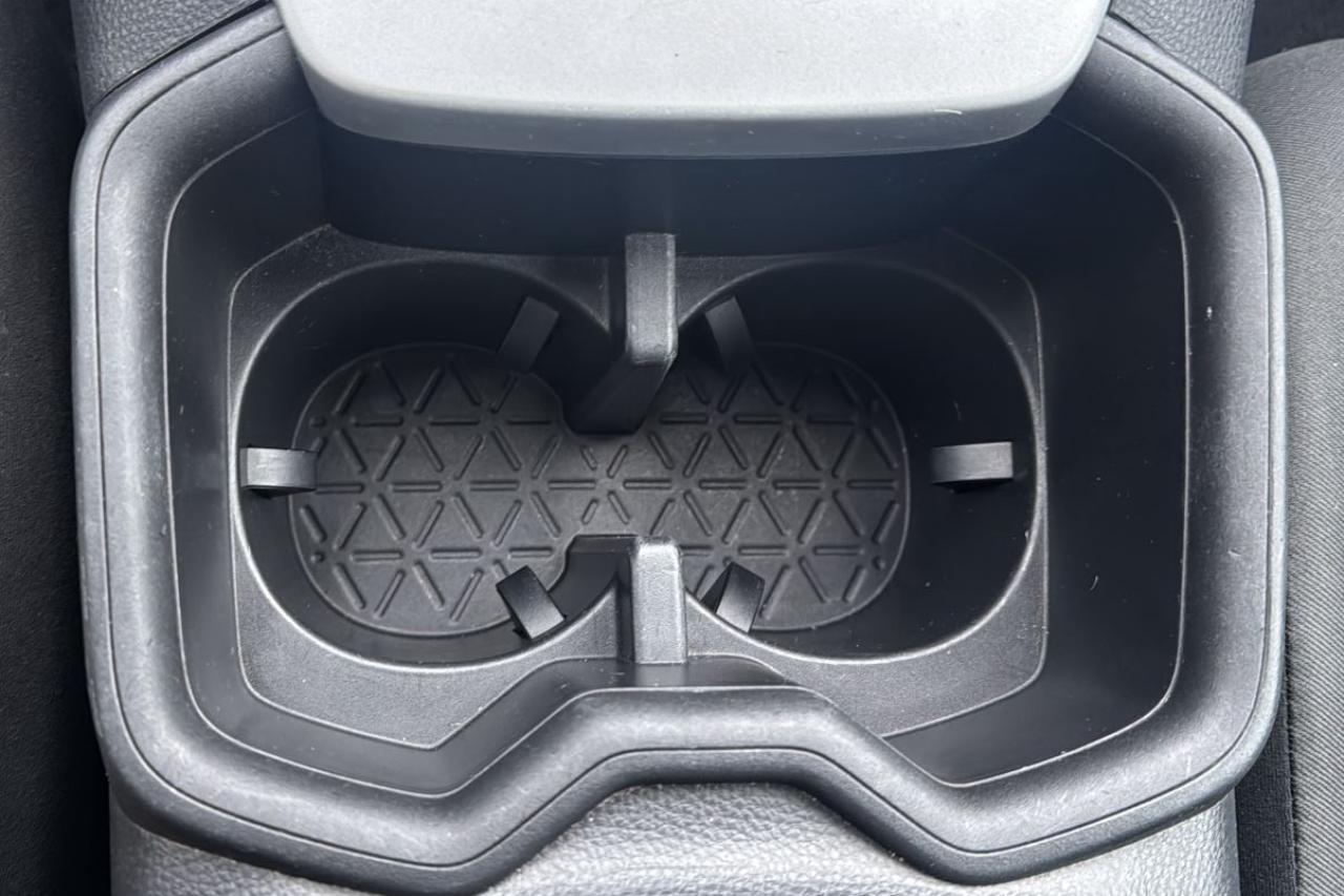 2023 Toyota RAV4 LE AWD Photo