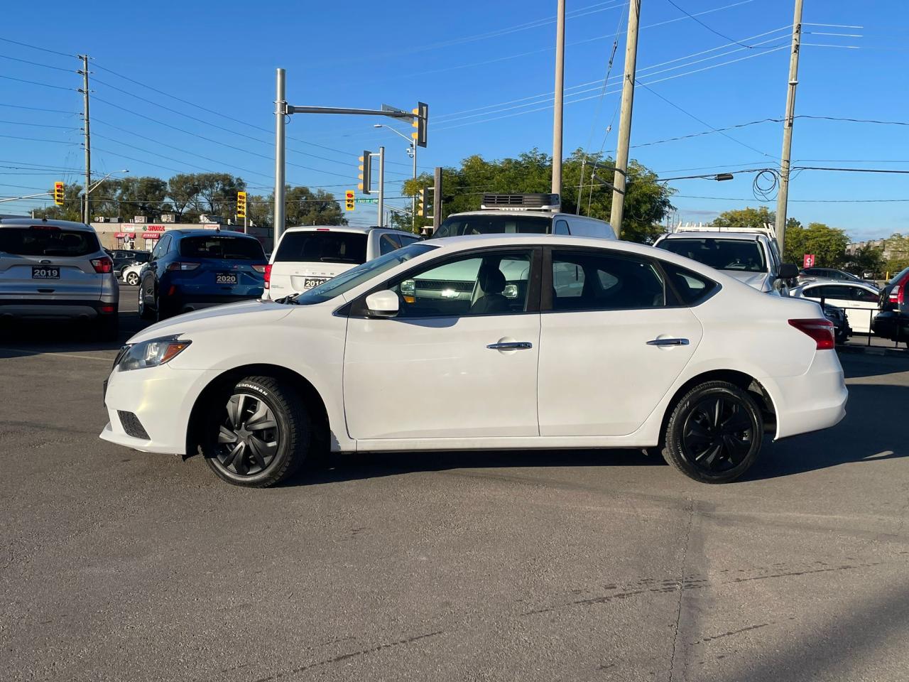 2017 Nissan Sentra 4dr Sdn AUTO SV NO ACCIDENT B-TOOTH CAMERA H-SEAT - Photo #2