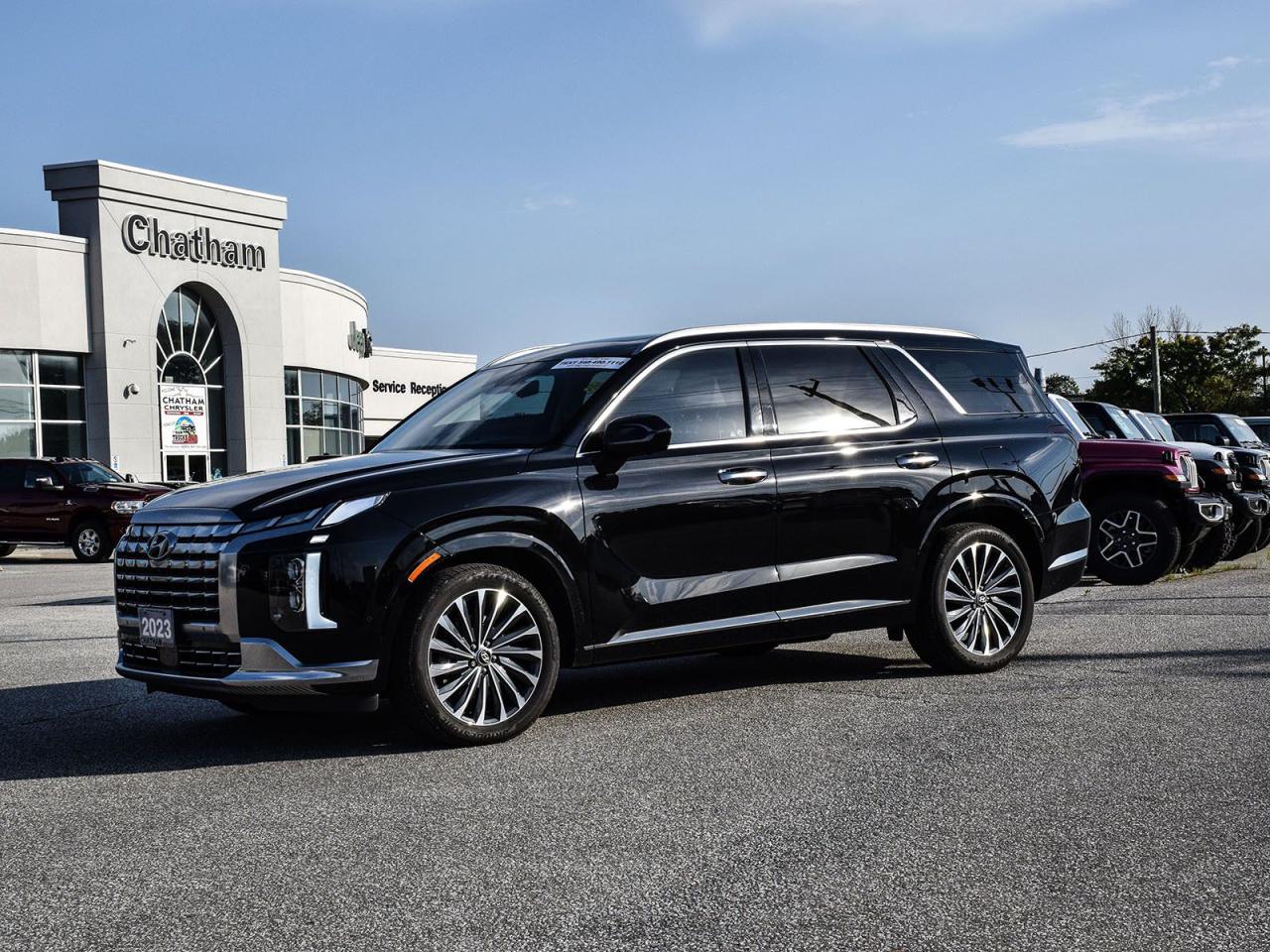 Used 2023 Hyundai PALISADE Ultimate Calligraphy w/Beige Interior ULTIMATE CALLIGRAPHY FULLY LOADED for sale in Chatham, ON