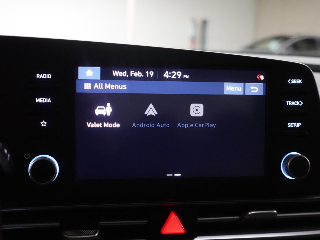 2021 Hyundai Elantra PREFERRED | Sun&Tech Pkg | Heated Seats | CarPlay