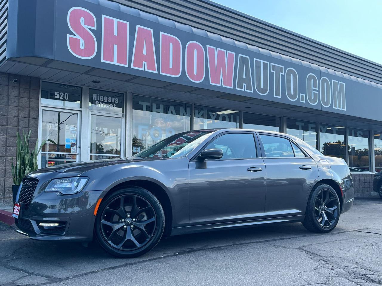 Used 2022 Chrysler 300 300 TOURING|NAVI|LEATHER|HEATED SEATS|R.CAMERA for sale in Welland, ON