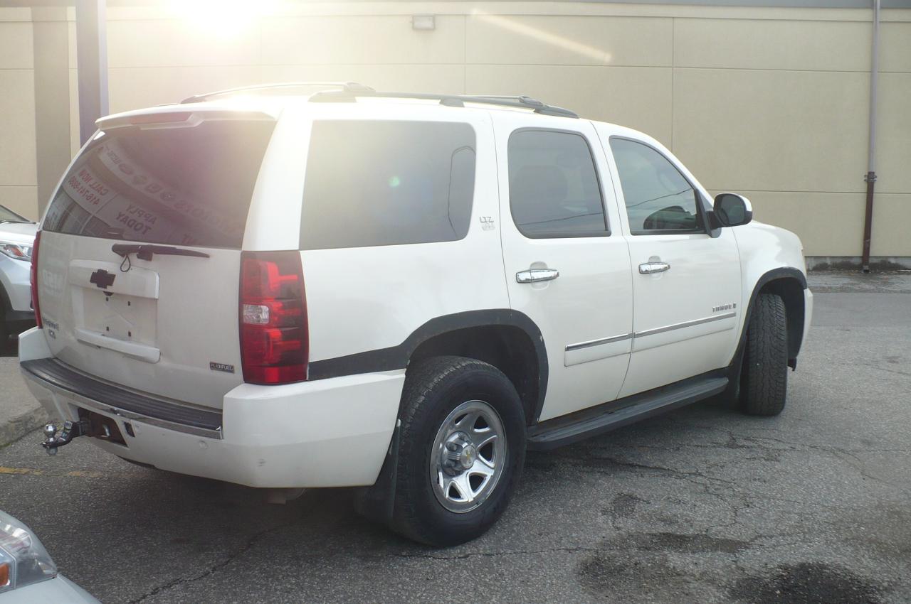 2009 Chevrolet Tahoe 4WD 4dr 1500 LTZ Photo2