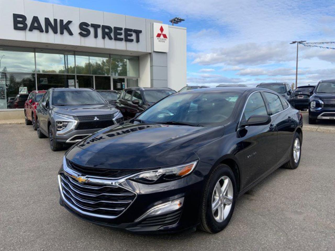 Used 2022 Chevrolet Malibu 4dr Sdn LS w/1LS for sale in Gloucester, ON