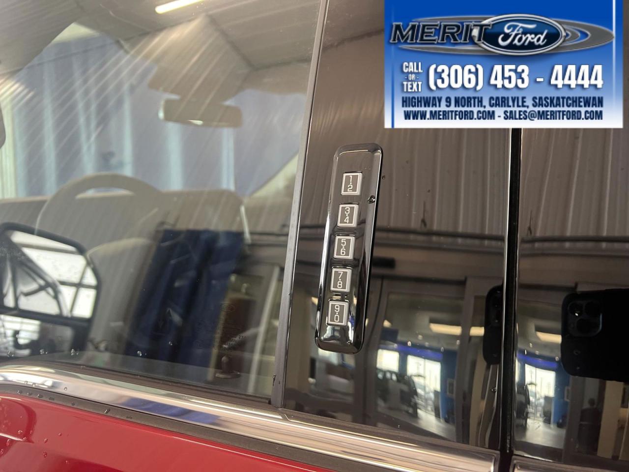 2024 Ford F-350 Super Duty SRW LARIAT - Diesel + Photo5