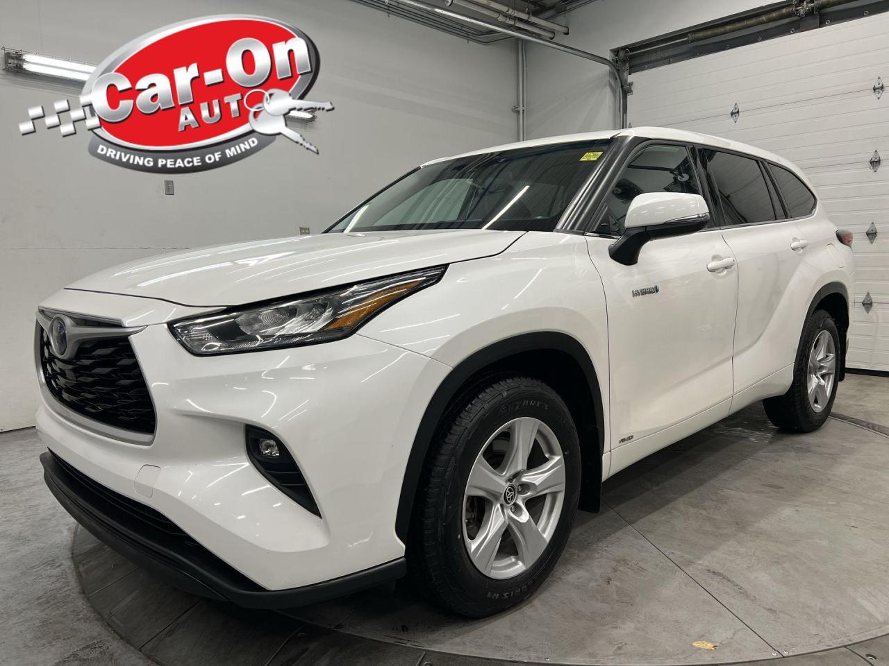 Used 2020 Toyota Highlander HYBRID AWD | 8-PASS | CARPLAY | HTD SEATS | BLIND SPOT for sale in Ottawa, ON