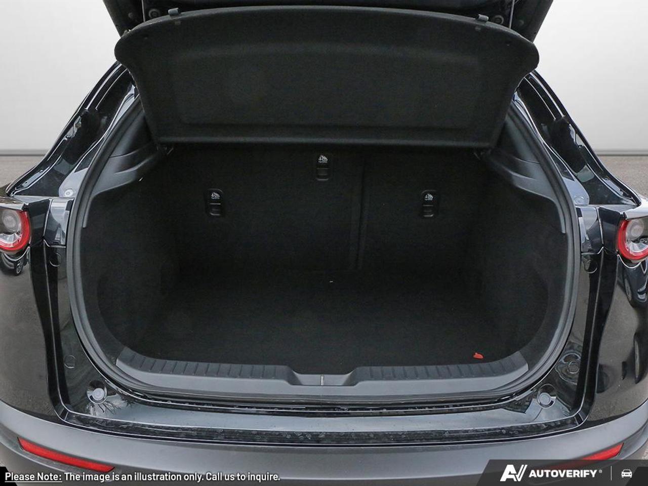 2025 Mazda CX-30 GT Photo