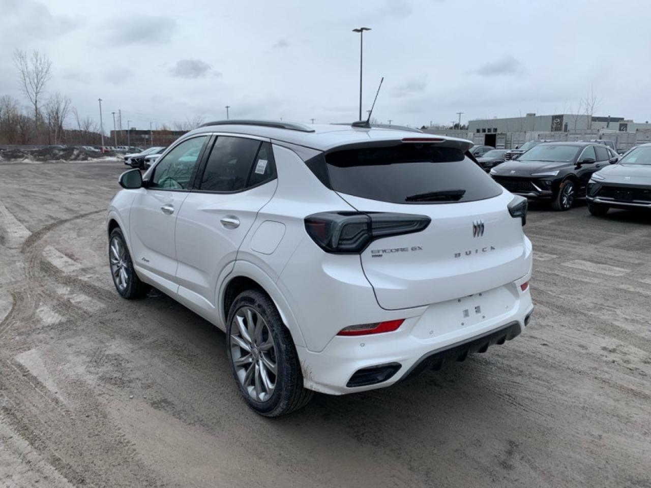 2025 Buick Encore GX Avenir  - Sunroof - Winter Tires Photo2