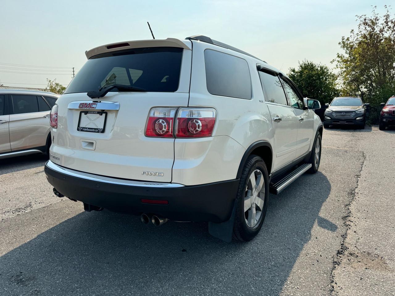 2012 GMC Acadia SLT1 Photo4