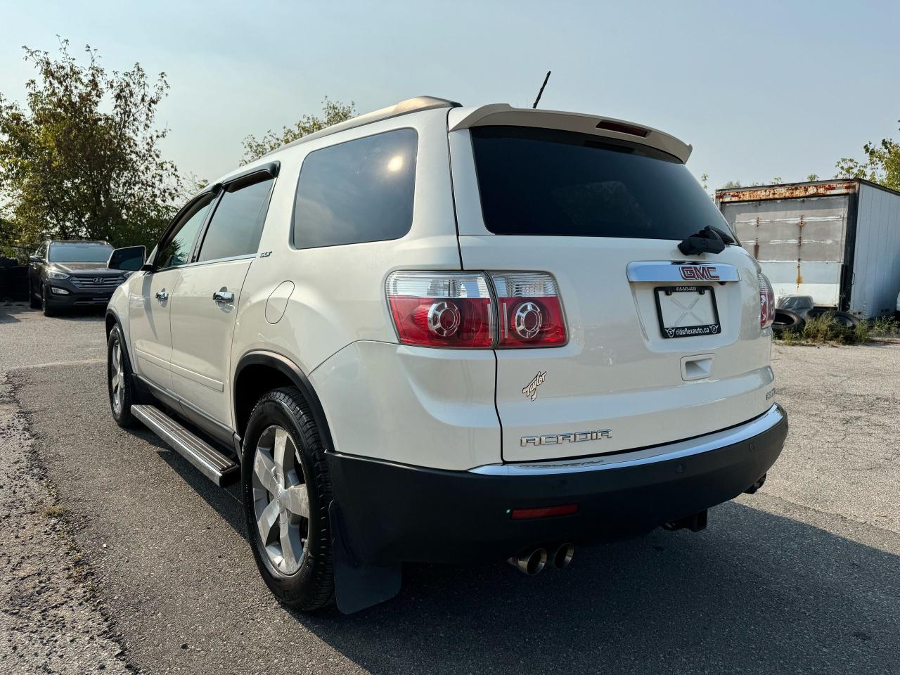 2012 GMC Acadia SLT1 - Photo #7