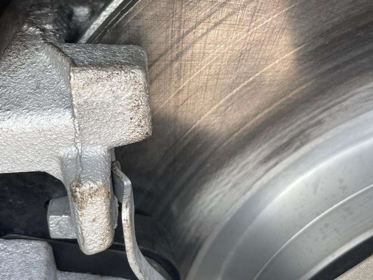 2018 Ford Escape NAVIGATION NO ACCIDENT NEW TIRES B-TOOTH CAMERA Photo2