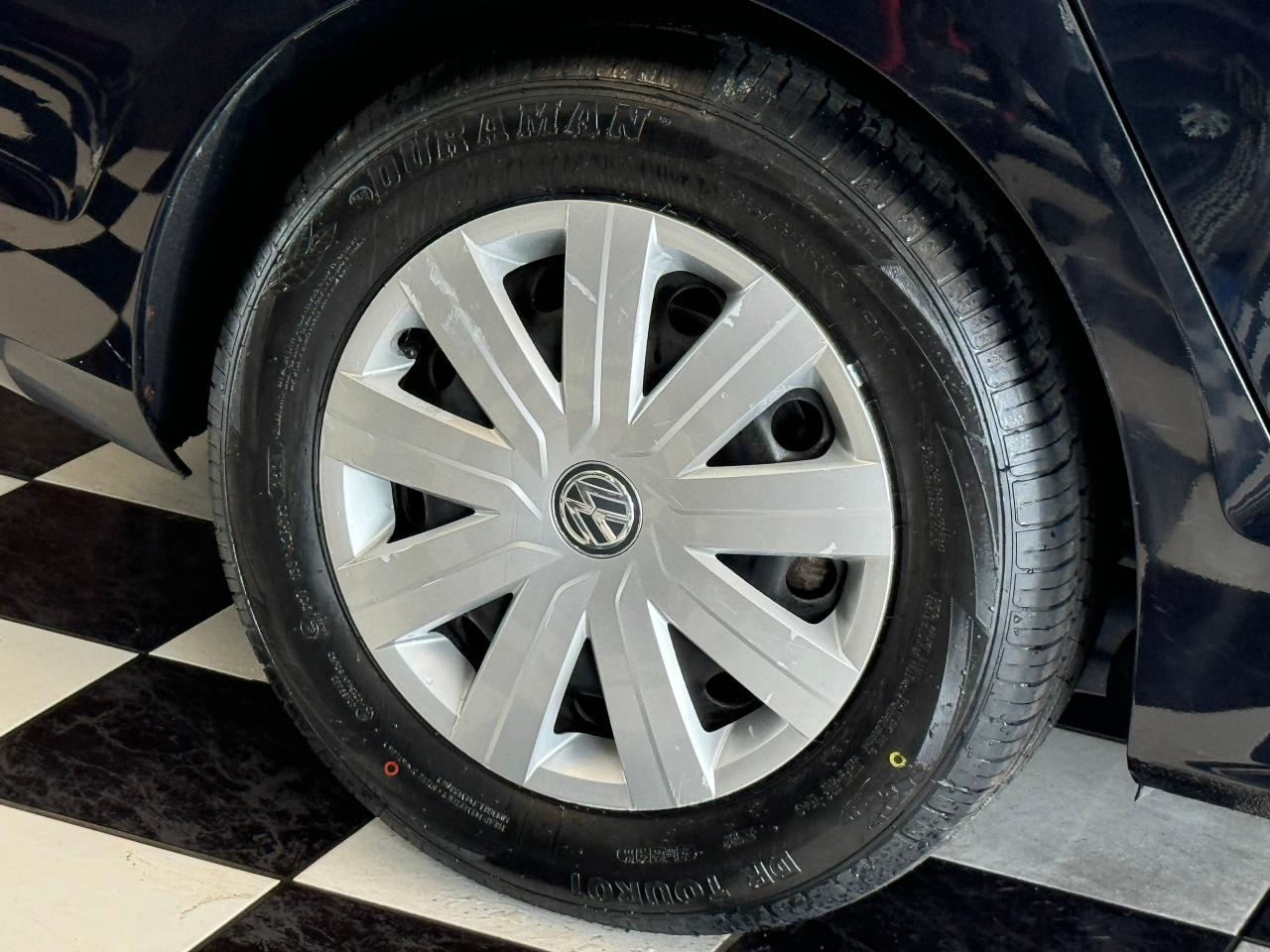 2017 Volkswagen Jetta Trendline+ApplePlay+New Tires+Brakes+CLEAN CARFAX Photo129