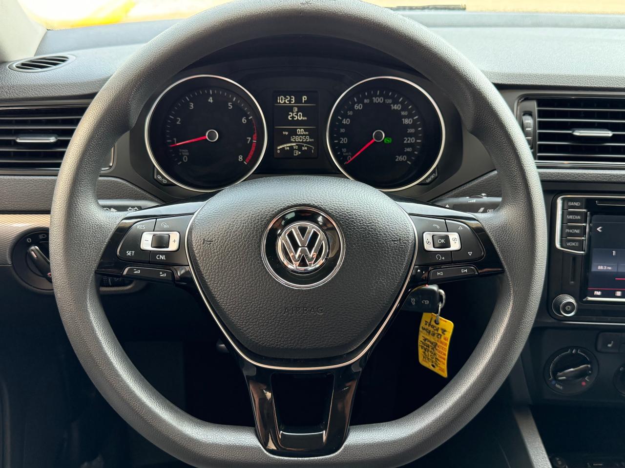 2017 Volkswagen Jetta Trendline+ApplePlay+New Tires+Brakes+CLEAN CARFAX Photo80