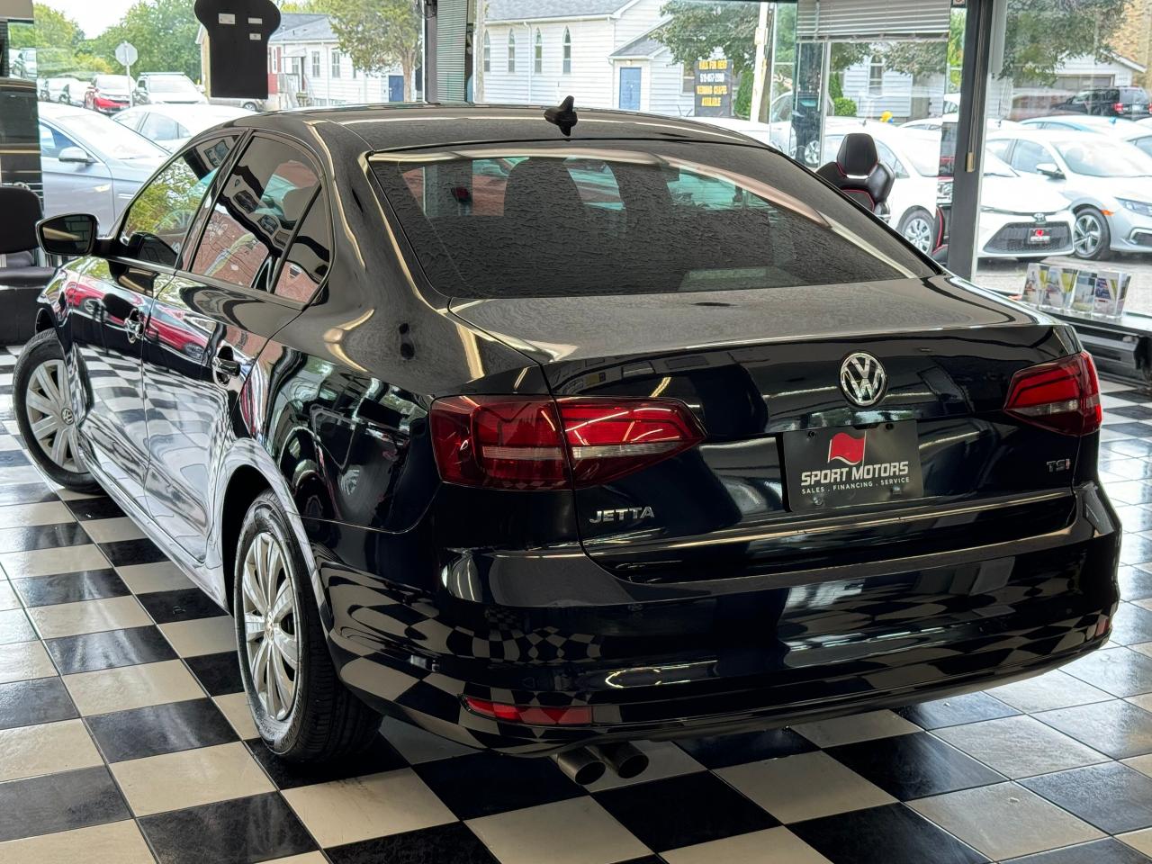 2017 Volkswagen Jetta Trendline+ApplePlay+New Tires+Brakes+CLEAN CARFAX - Photo #14