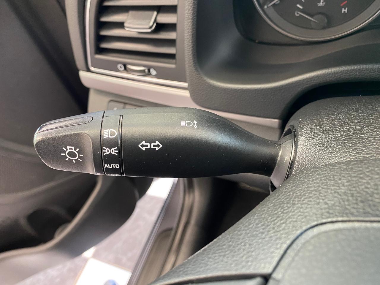 2017 Hyundai Elantra GLS+Sunroof+New Tires+Brakes+ApplePlay+Camera+A/C - Photo #50
